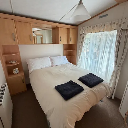 Oaklands Retreat * Whitby